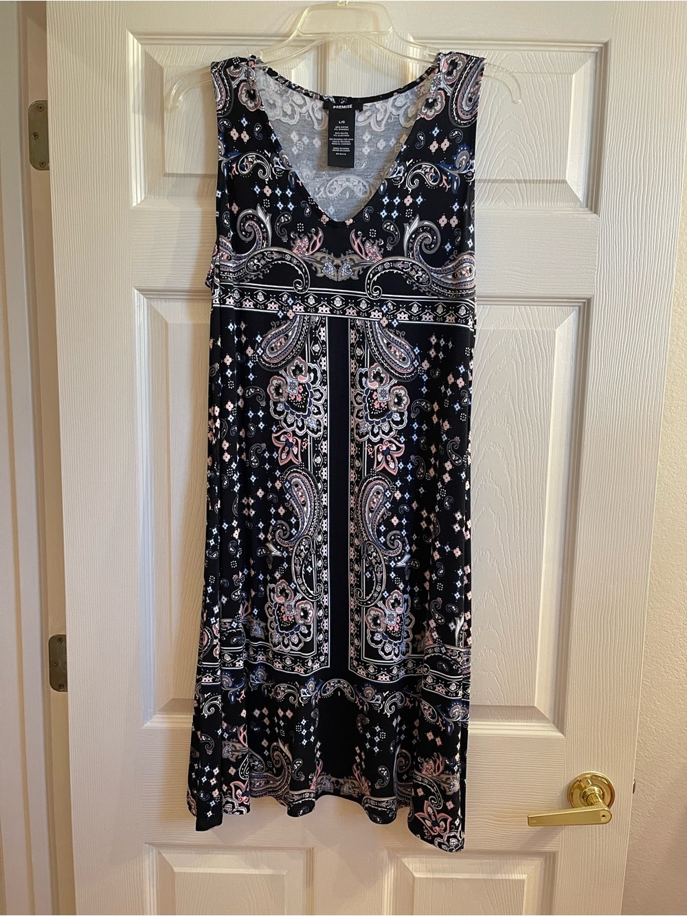Premise Black Paisley V-Neck Sleeveless Midi Dress with Pink and White Print L